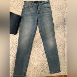 Lucky Brand Light Wash Button Front Skinny Jeans, Size 4 (27)